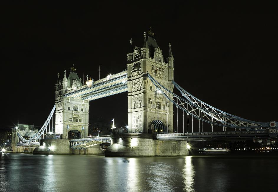 Tower bridge.jpg